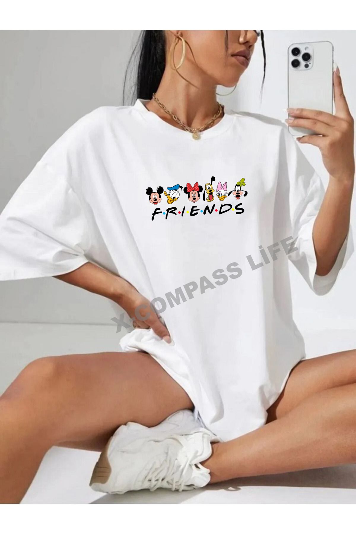 x-compass life-UNISEX THSORT FRIENDS - قطن مطبوع 1