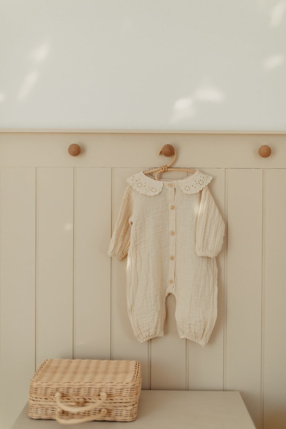 yula kidstore Fisto Yaka Organik Müslin Bebek Tulumu (ÇORAP HEDİYELİ) fotoğrafı 4 (önizleme)