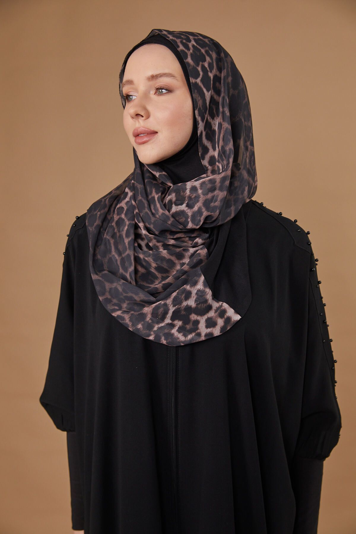 Differenza-Nirvana Dark Beige Shawl-Leopard Patterned Bonel 5