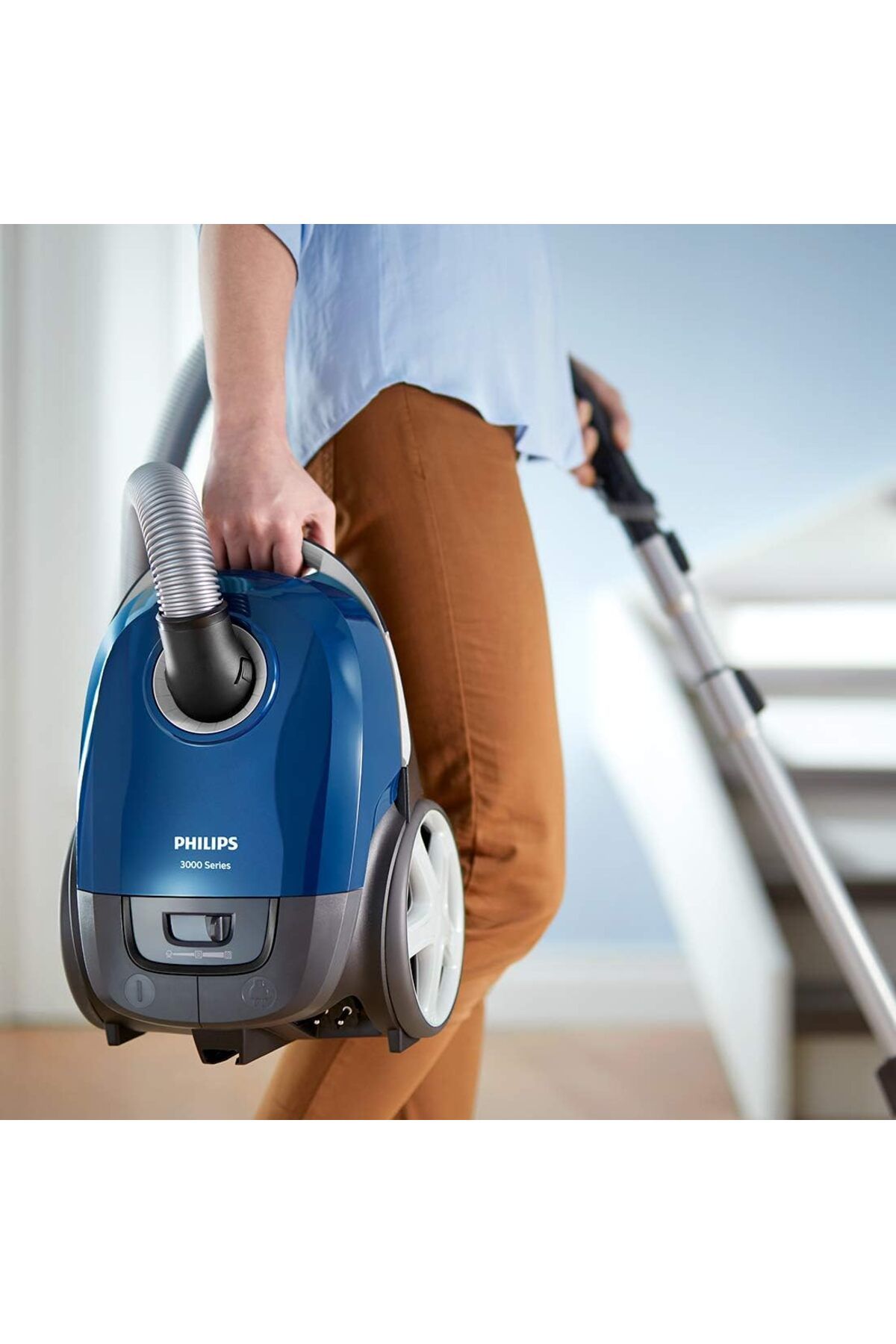 Philips Toz Torbalı Süpürge, Çok Hafif ve Kompakt Alerji Dostu, 9 m Kablo, Triactive Başlık,