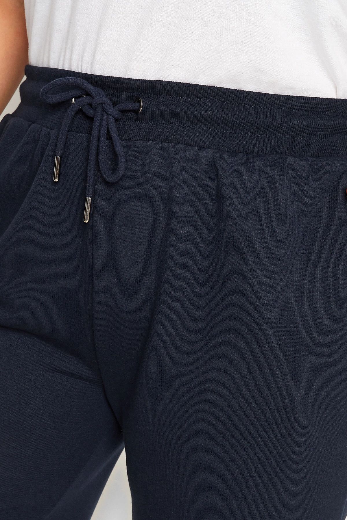 Stil Diva-Plus Size - Pockets and Drawstring Waist Jogger Shorts144833 4