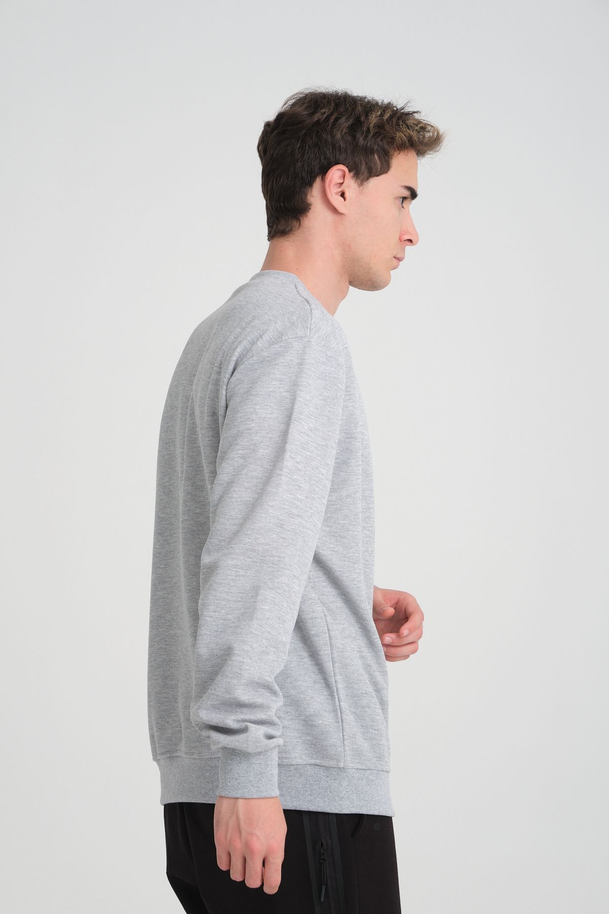 Erkek Yumuşacık Kumaşlı Oversize Fit Yuvarlak Yakalı GİRİ Sweatshirt