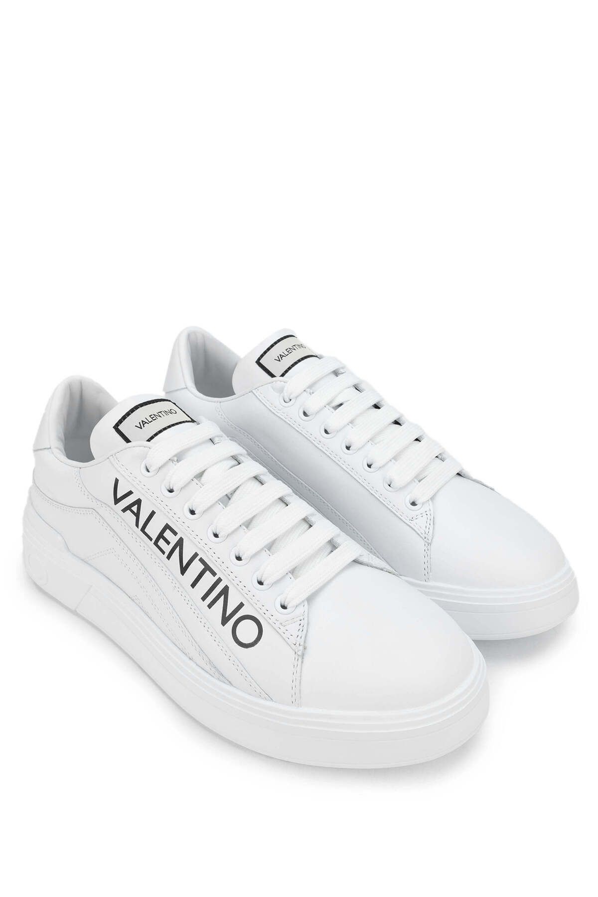 کفش کتانی و کفش ورزشی چرم سفید مردانه Mario Valentino