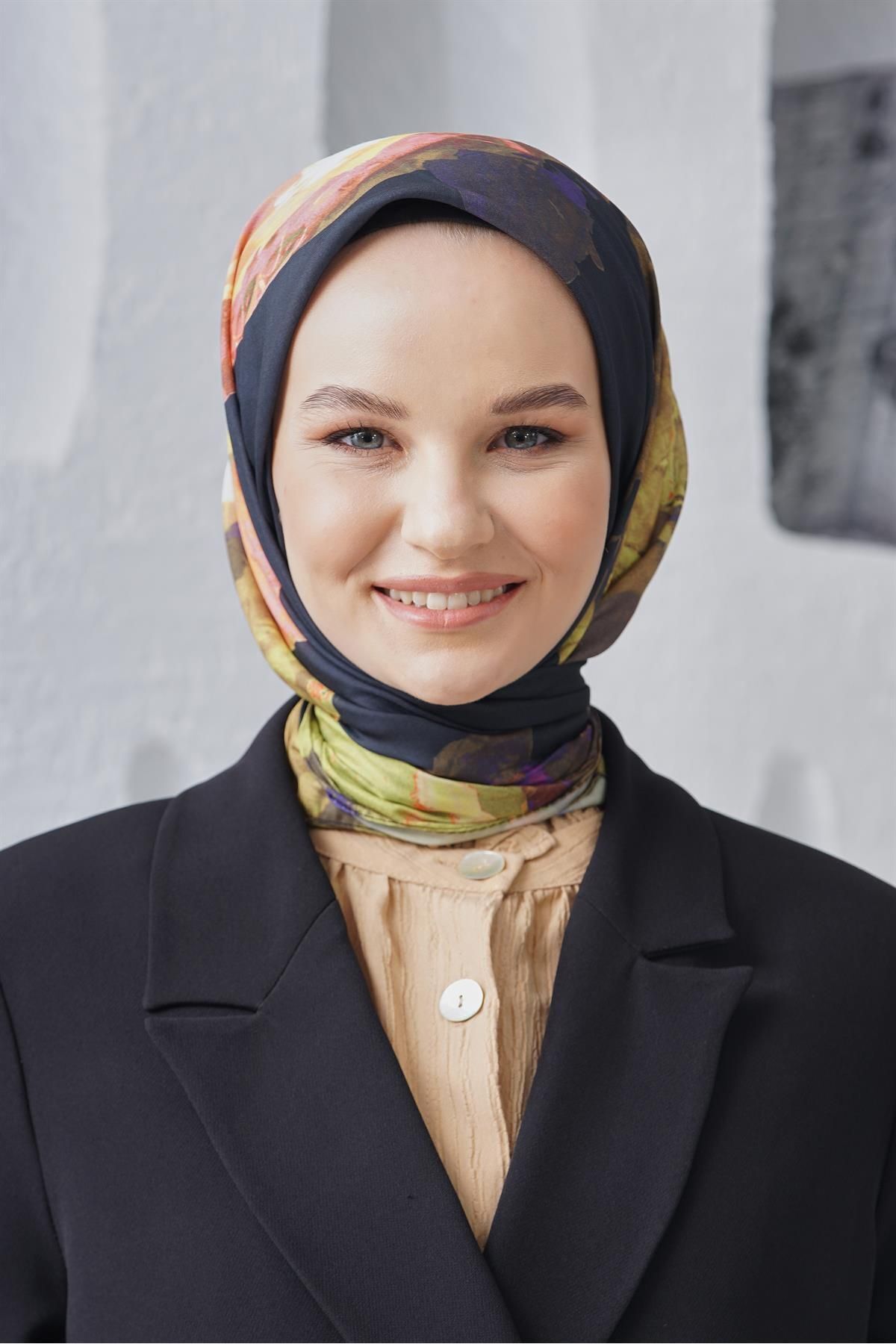 روسری سیاه حجاب کتانی مخلوط پنبه Loryan