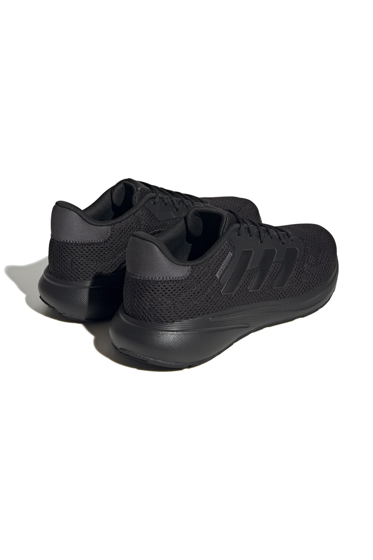 اسنیکر مشکی زنانه رانینگ و دویدن پاسخ کفش های سیاه adidas