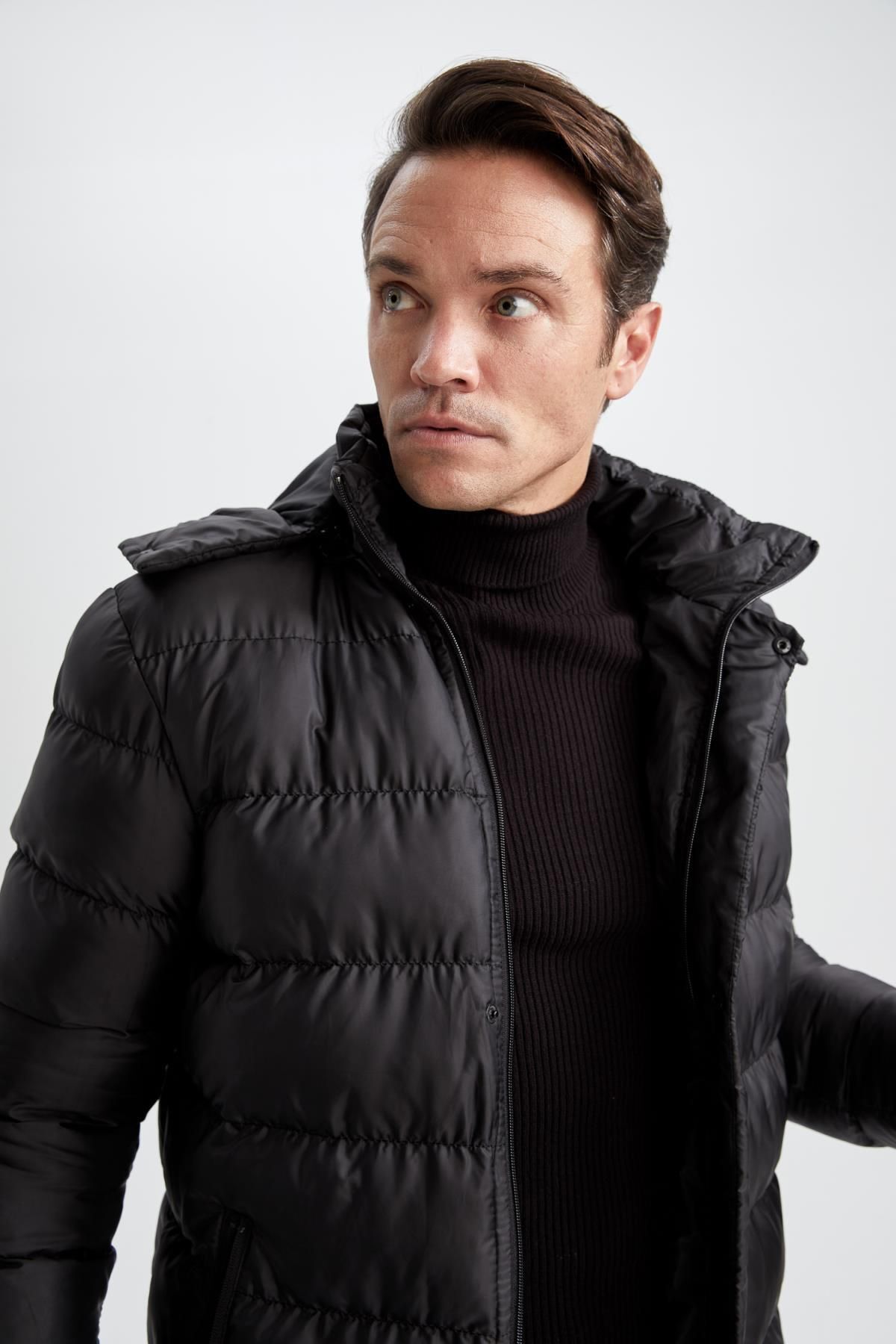 DeFacto-Slim Fit Pufferjacke mit Kapuze - Y7149az22wn 5