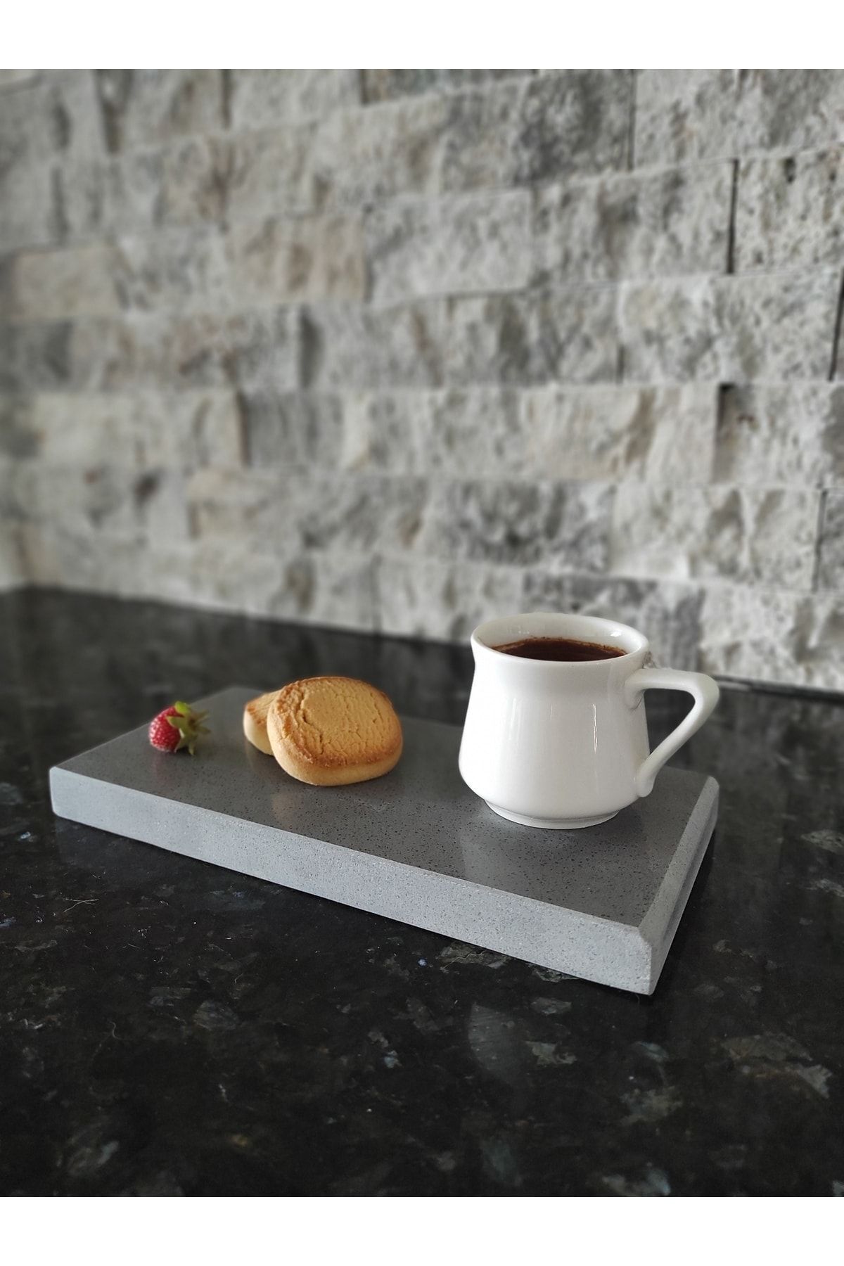 White Quartz Unbreakable Marble Presentation Stand