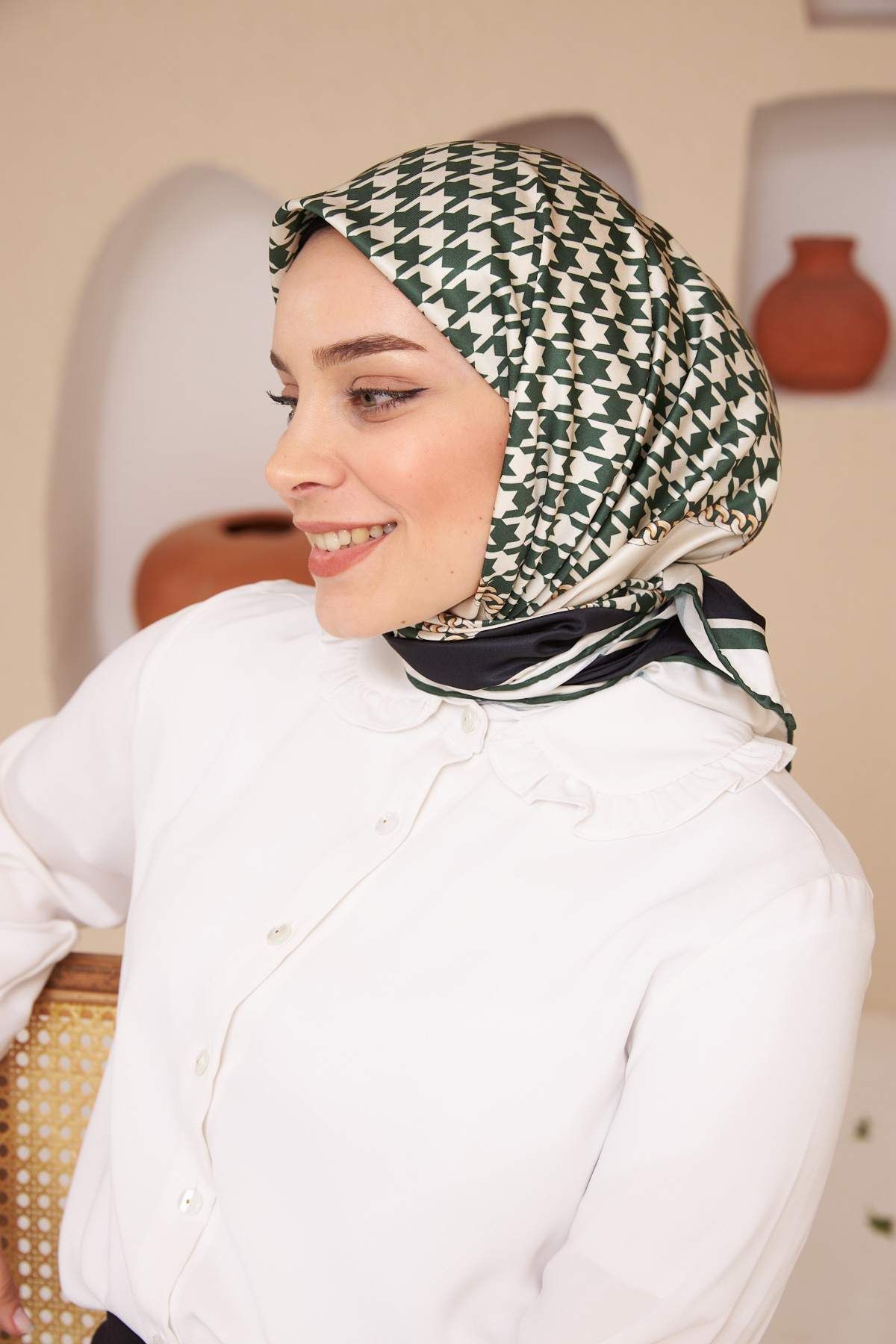 İpekhan-Polyester Series Houndstooth Patterned Khaki Polyester Scarf 8002-01 2