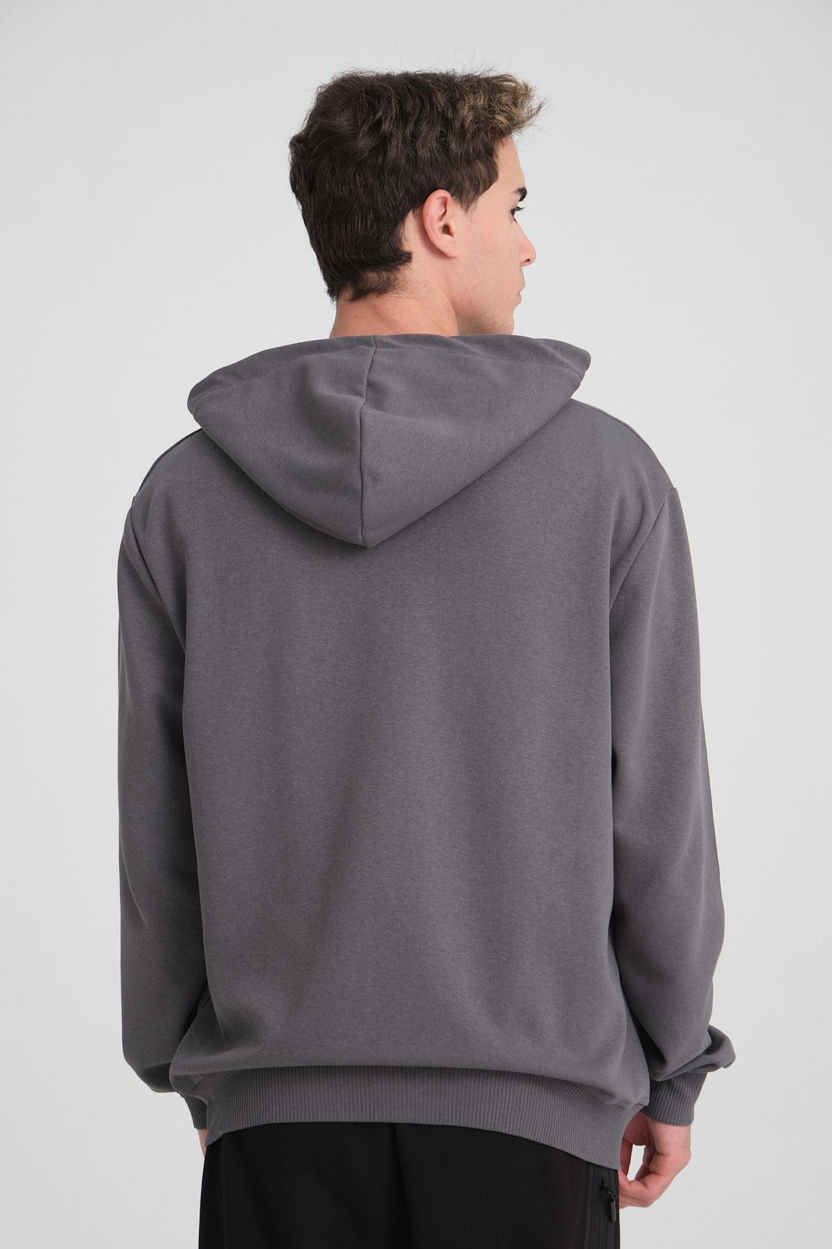 Erkek Yumuşacık Kumaşlı Fermuarlı Nakışlı Kapüşonlu Füme Sweatshirt