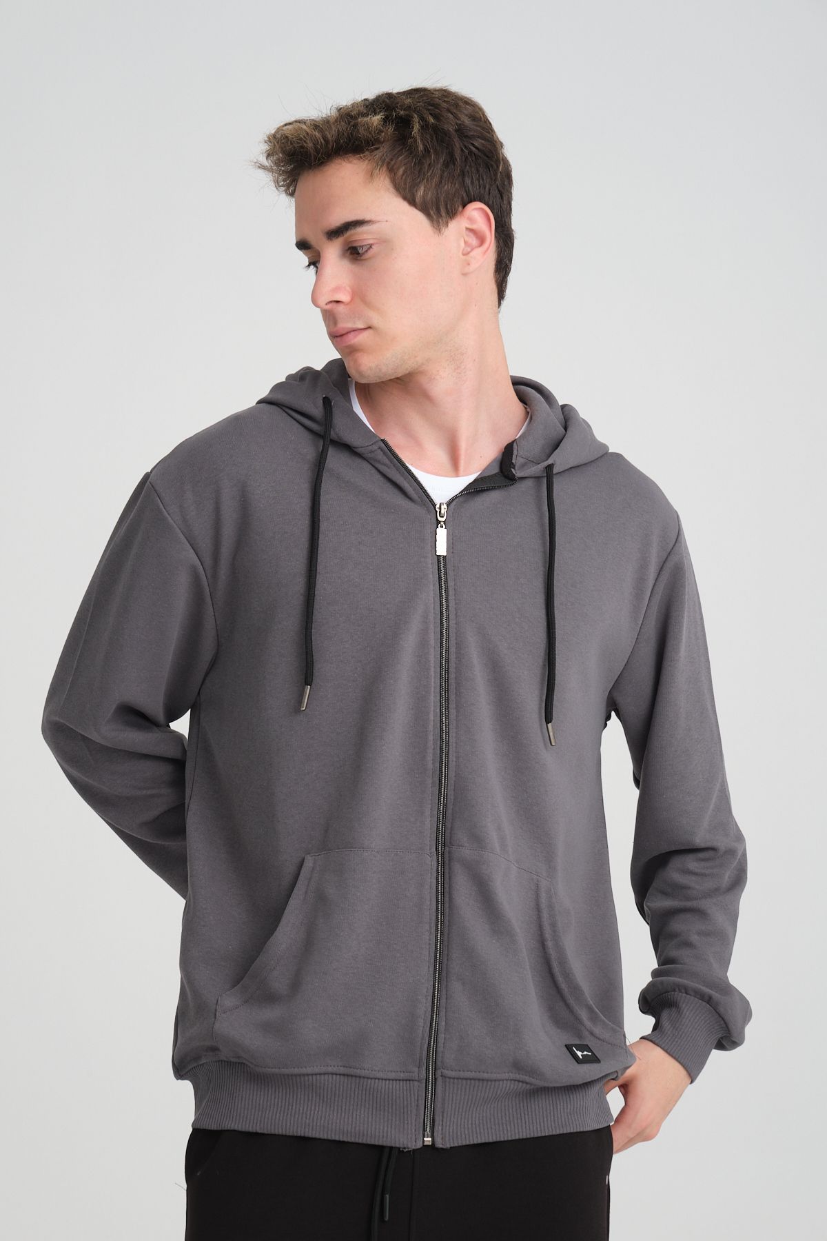 Erkek Yumuşacık Kumaşlı Fermuarlı Nakışlı Kapüşonlu Füme Sweatshirt