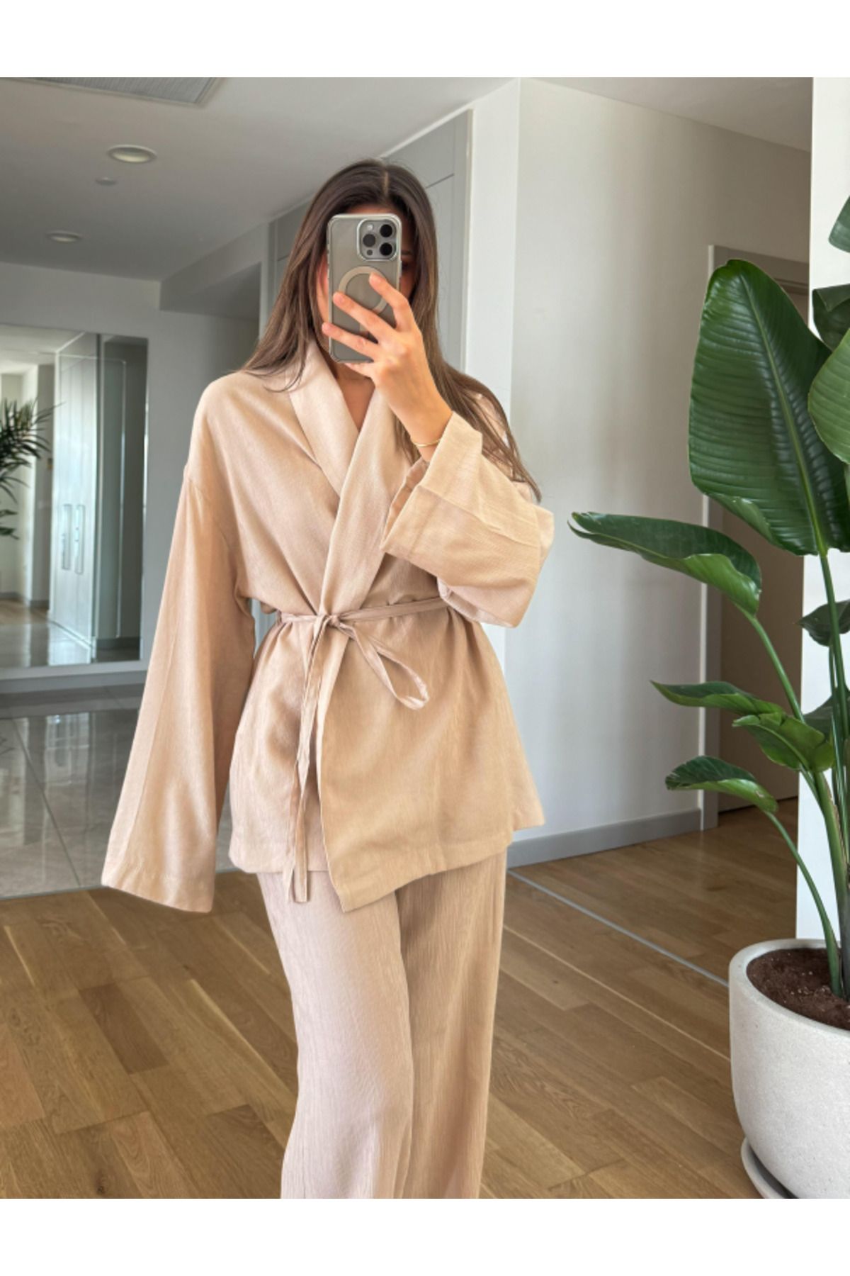 My Blog-Beiges Set aus Kimono und Hose – Schalkragen 2