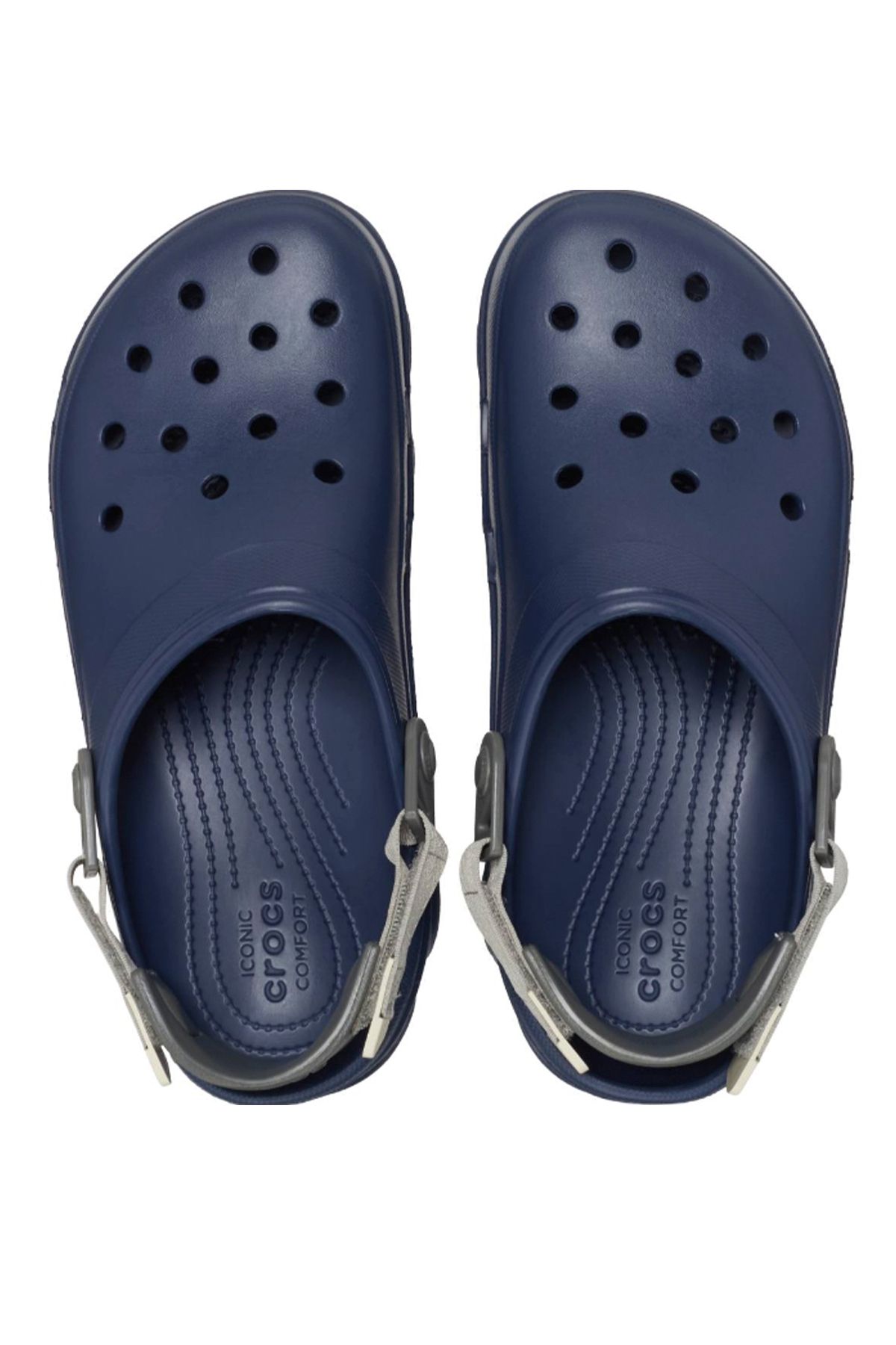 دمپایی مدل All Terrain Sabo از برند کراکس با طراحی بسیار راحت و رنگ سرمه‌ای Crocs