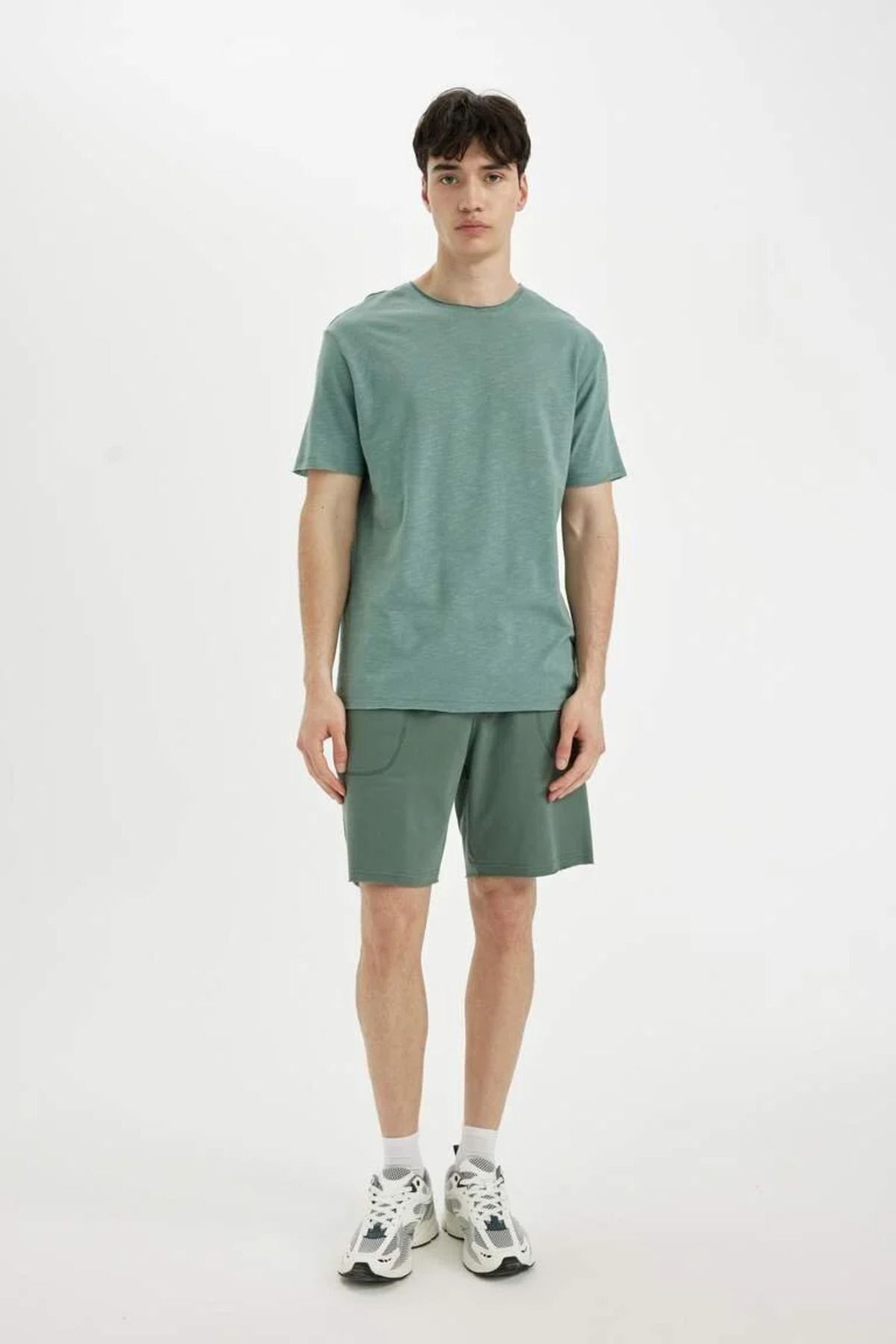 شلوارک مردانه دفاکتو | B8673AX24SM Defacto - Image 2