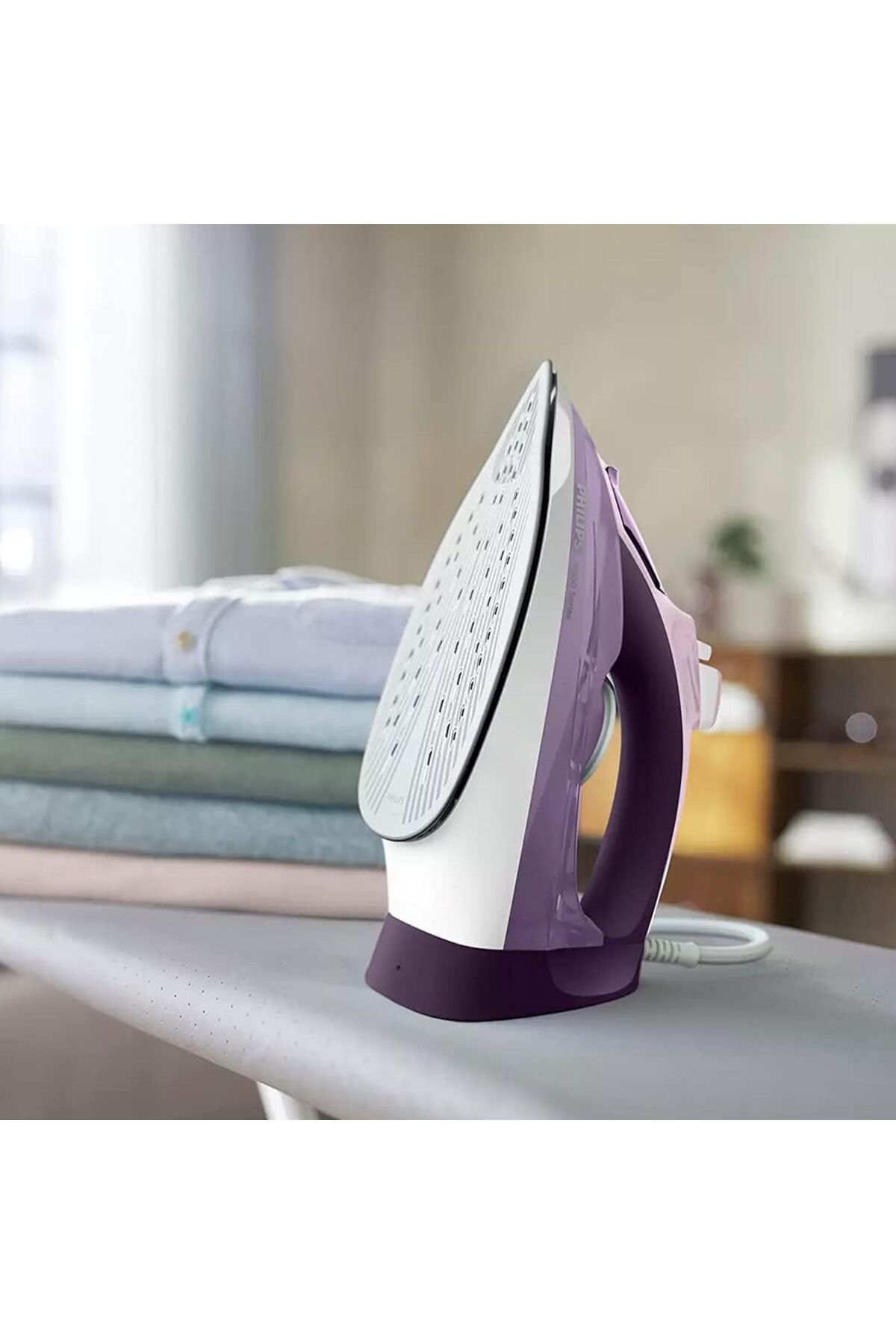 Buharlı Ütü, 2400W, 60 gr Şok buhar, 40 gr Sürekli buhar, Steam Glide Taban, Mor/Beyaz DST5020/30 2