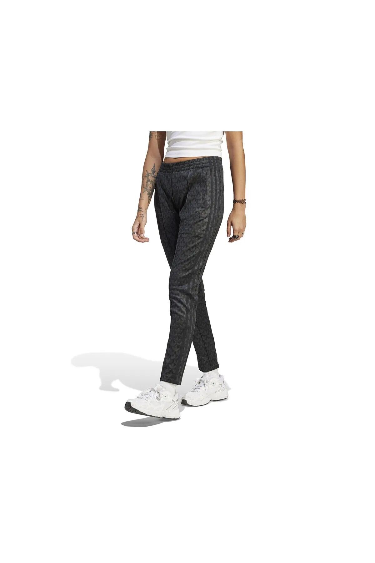 adidas TREFO L MONOGRAM SST Gunluk Kad n E ofman Alt Fiyat Yorumlar Trendyol