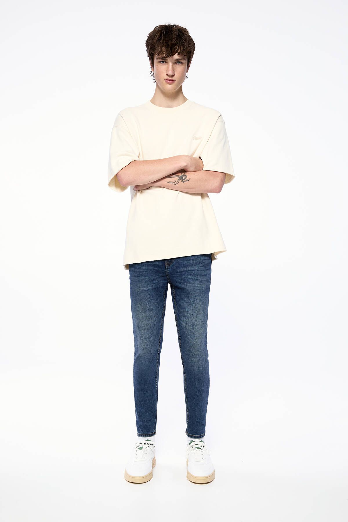 Pull & Bear-Carrot-Fit Jean with Pale Effect 2