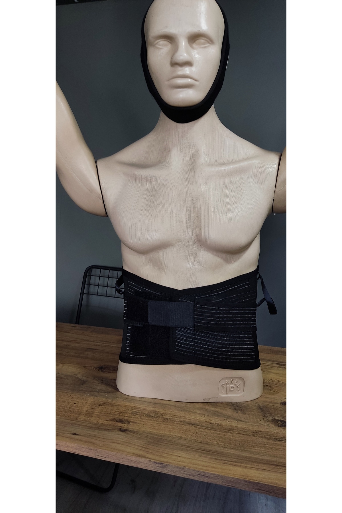 AVORTHO ÇELİK BALENLİ LUMBOSTAD KORSE 26 CM SİYAH S