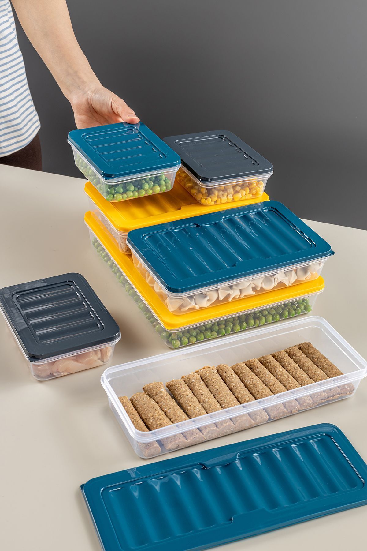 Meleni Home-18 Pieces Microwave Compatible Storage Container - 2x2400Ml 4x1200Ml 4x1170Ml 8x600Ml Yellow 7