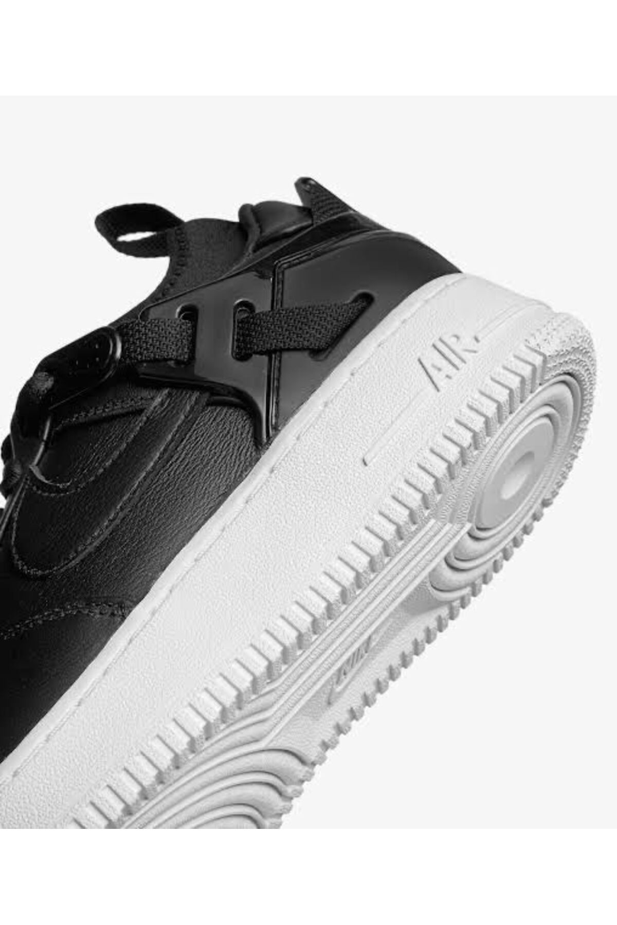 اسنیکر مشکی زنانه ایرفورس 1 کفش زیرپوش سیاه و سفید Gore Tex Nike