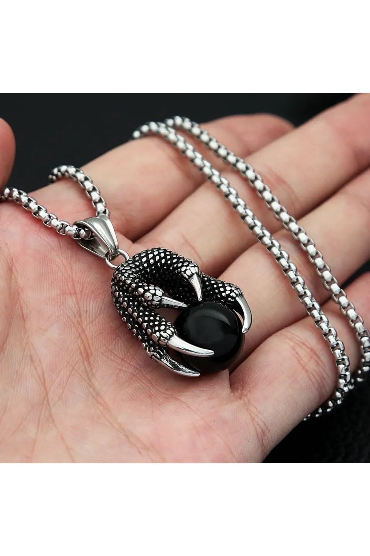 YuChic-Ragnarok Gothic - Dragon Claw Black Moon Necklace 3