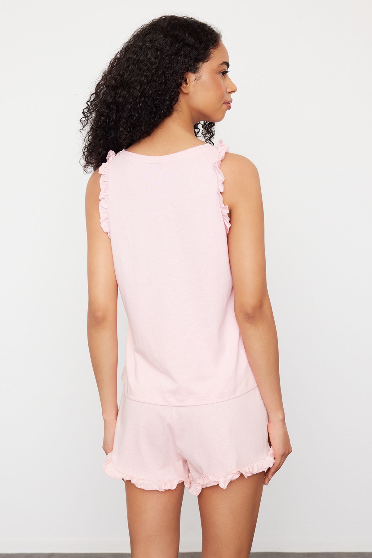 Trendyol Collection-Rosa gestricktes Pyjama-Set aus 100 % Baumwolle mit Rüschendetails THMSS22AU0304 5