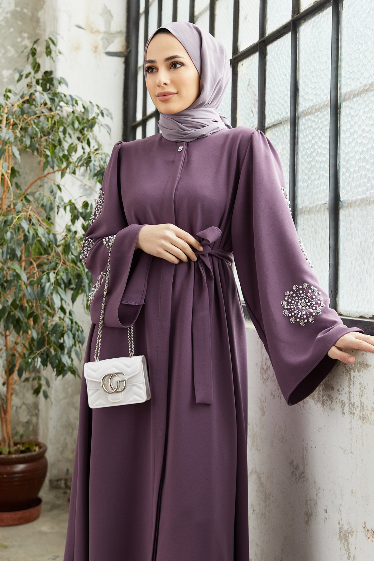 VAVİNOR Liva Kolları Taşlı Abaya - Leylak Fiyatı, Yorumları - Trendyol