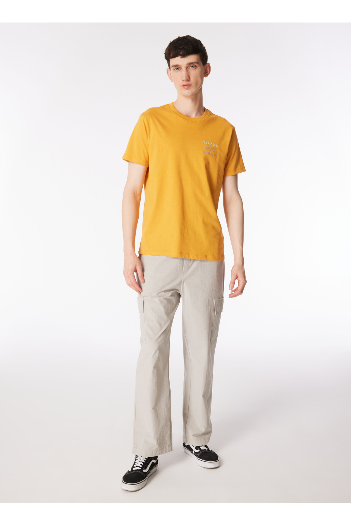 تیشرت مردانه قهوه ای گسGuess | 5003122932 اورجینال - تصویر 2