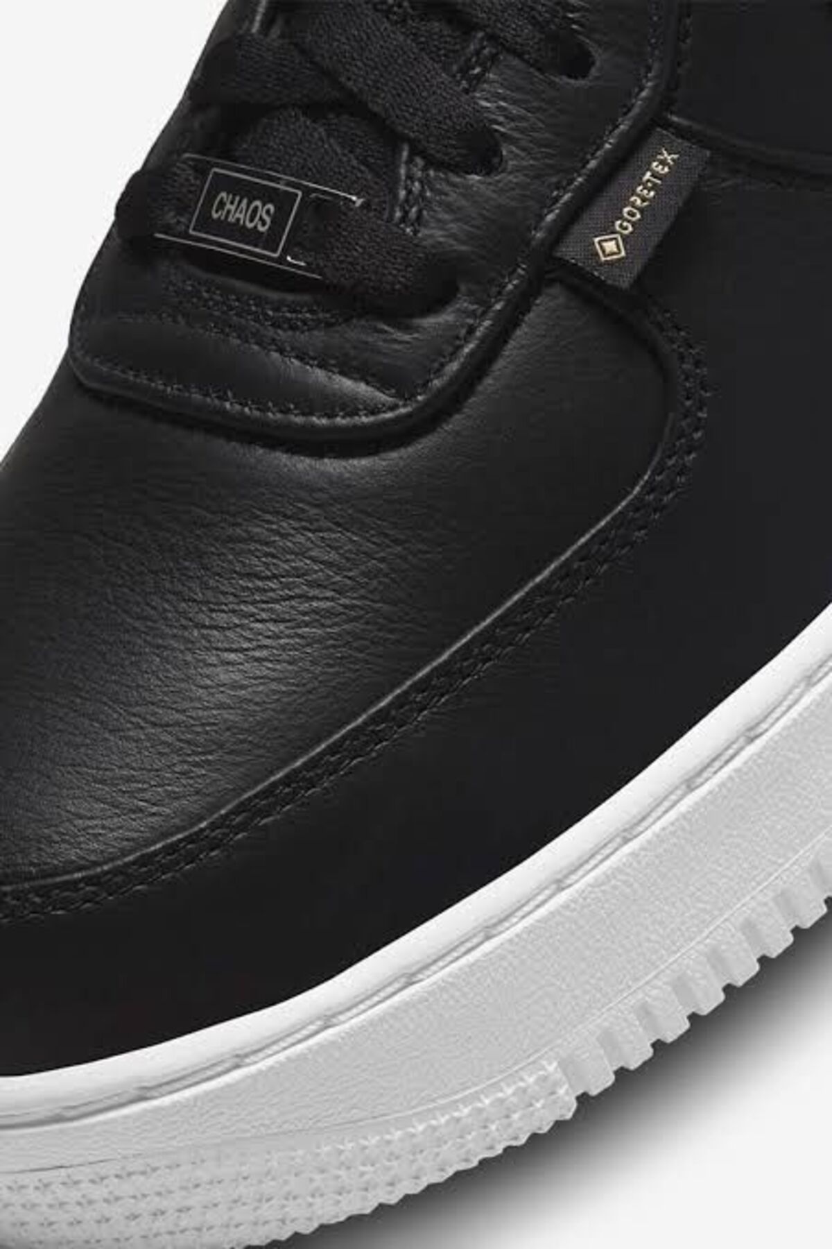 اسنیکر مشکی زنانه ایرفورس 1 کفش زیرپوش سیاه و سفید Gore Tex Nike
