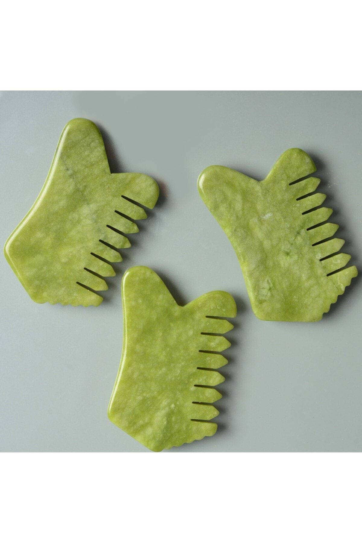 Jade Stone Heart Gua Sha ابزار ماساژ دندانه دار و شانه سنگ طبیعی ابزار مراقبت از صورت و پوست Fulia