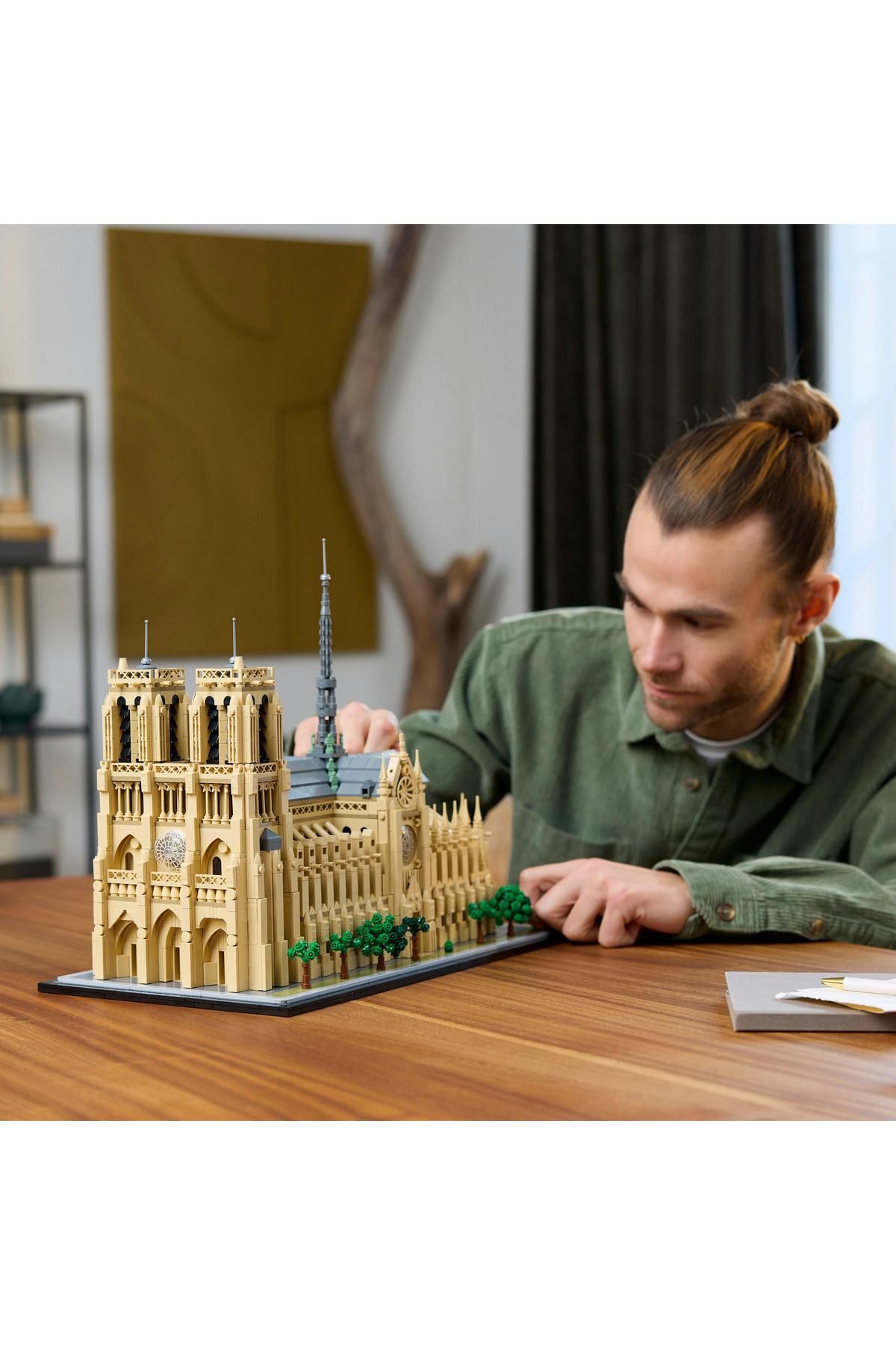 LEGO-® Architecture Notre-Dame de Paris Set 21061 5