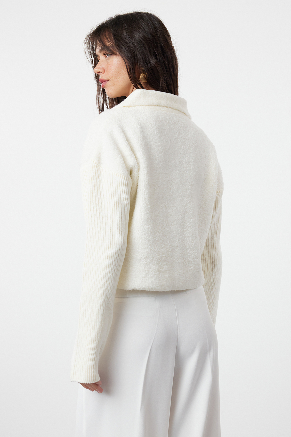 Trendyolmilla  Kemik Yumuşak Dokulu Polo Yaka Mont Görünümlü Triko Hırka TWOAW25HI00076 - Görsel 5