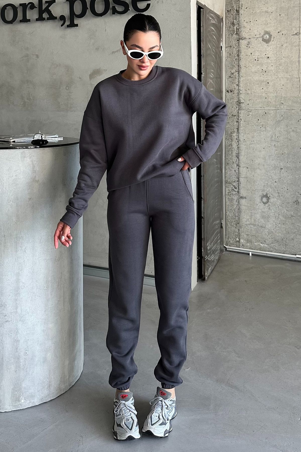 MODAGEN-Anthracite Crew Neck Plain Oversize Bottom-Top tepláková souprava 4