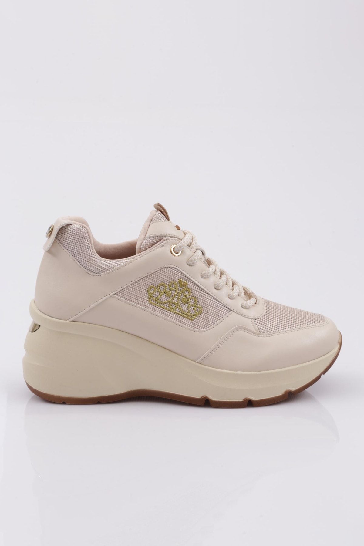 Dgn 62158 Kad n Kal n Taban Ba c kl Sneaker Bej Fiyat Yorumlar Trendyol