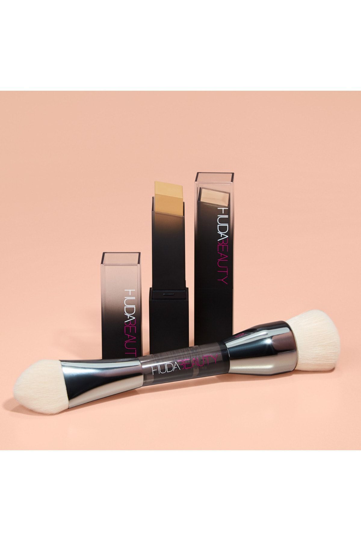 Huda Beauty-Build and Buff Double Ended Foundation Brush 3