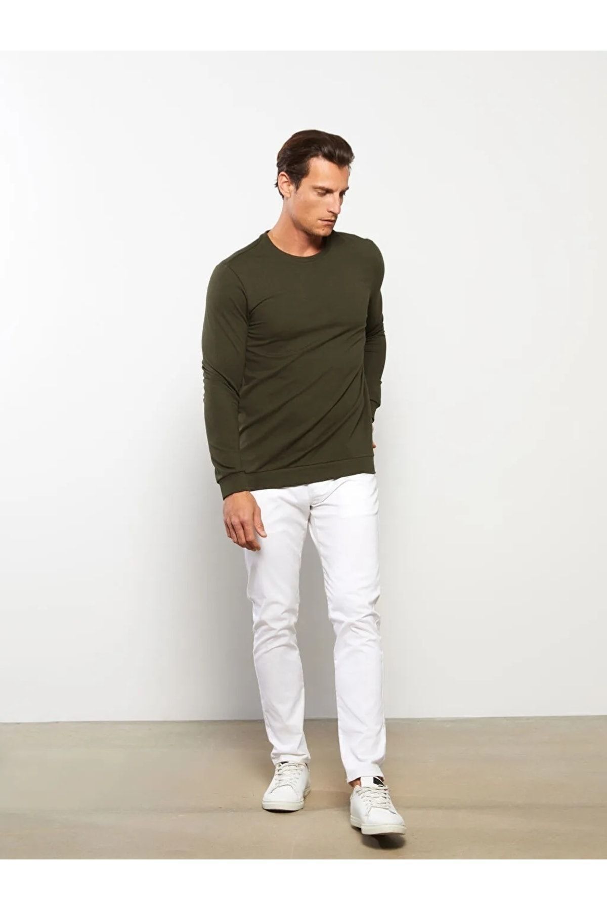 complete the look image