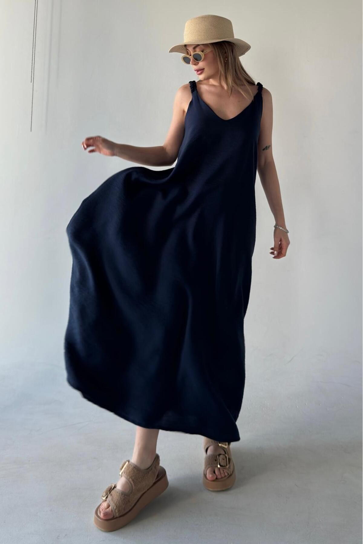 bb butik basic-Rochie de in subsol, fluidă, fără fier 4