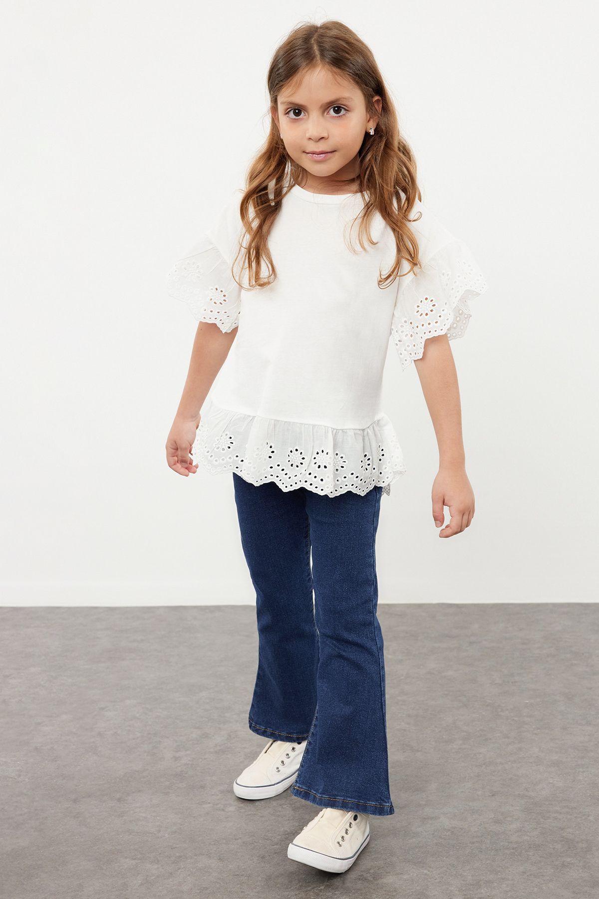 complete the look image