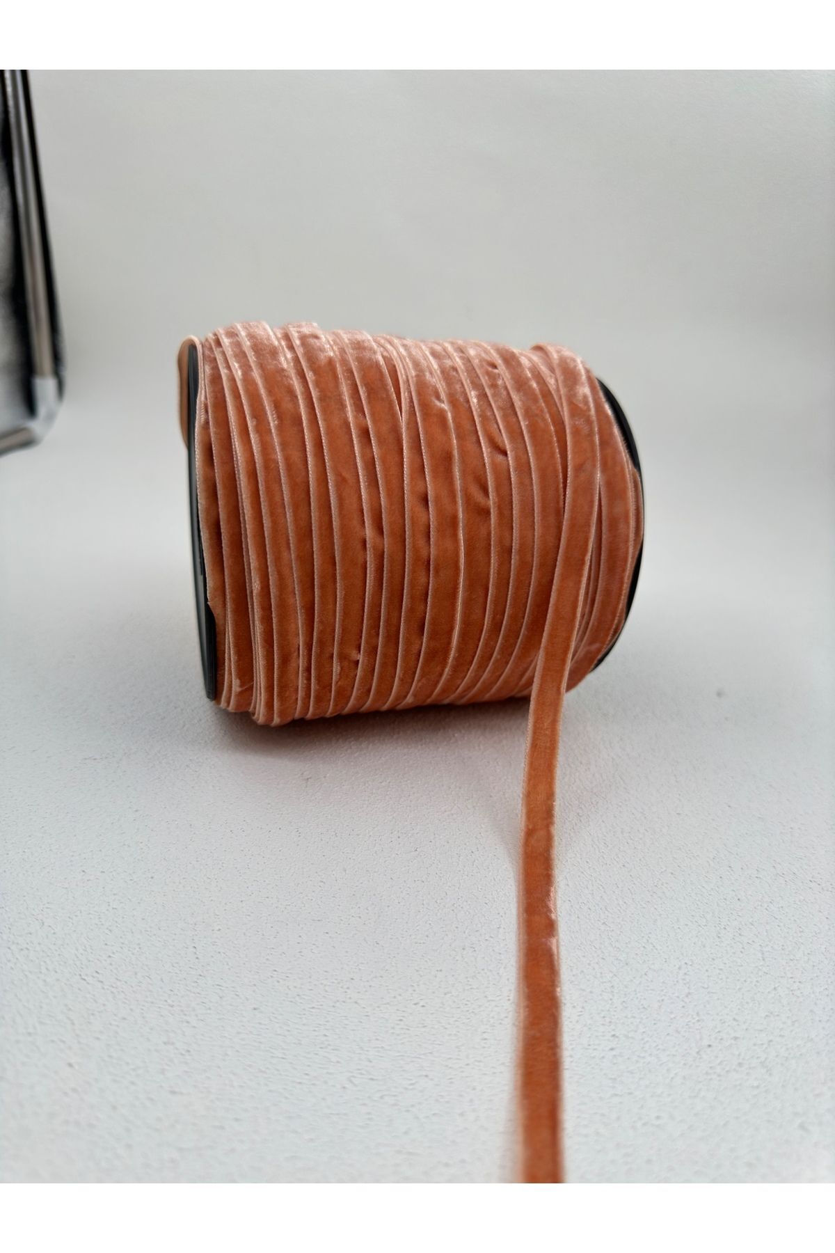 1 CM FLAT VELVET- 5 METERS