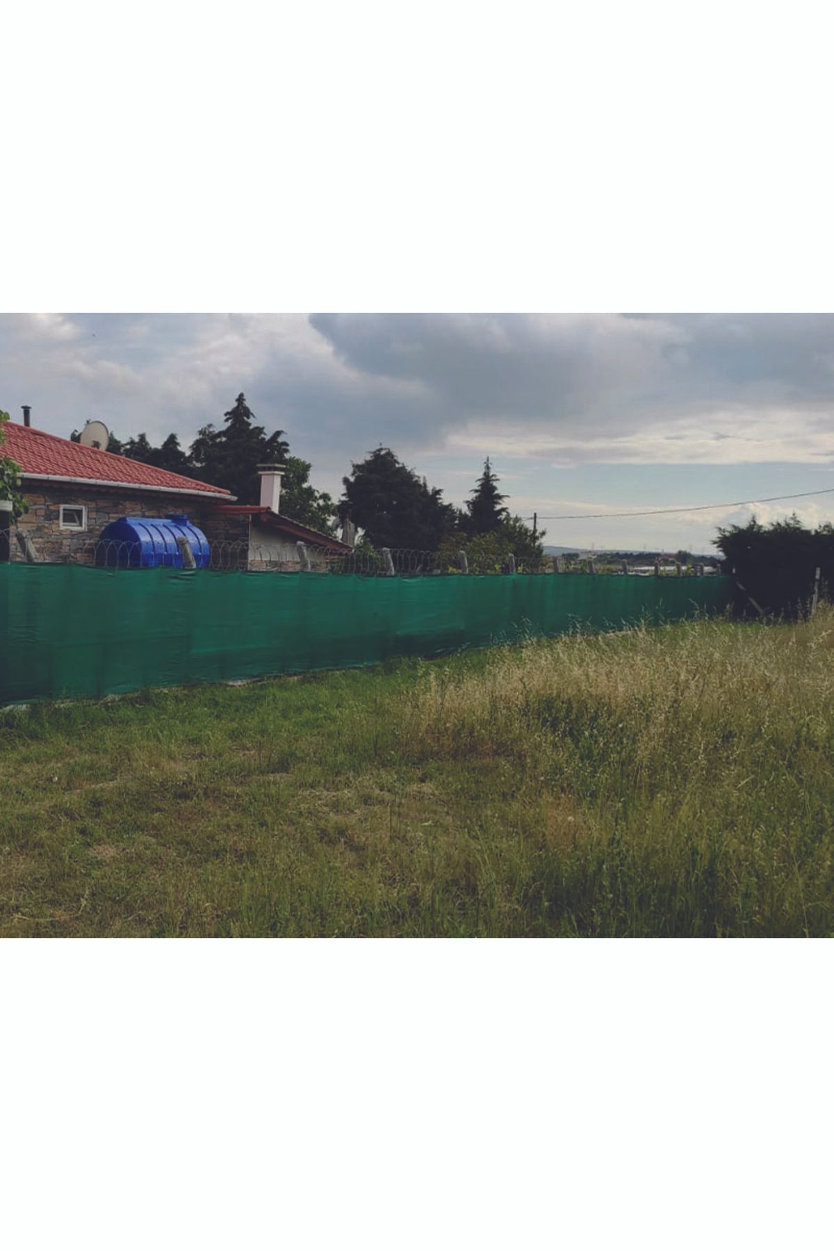%95'lik 1,5m x 3m Gölgelik-Bahçe Çit Filesi-Şeritli Halkalı - Yeşil 7