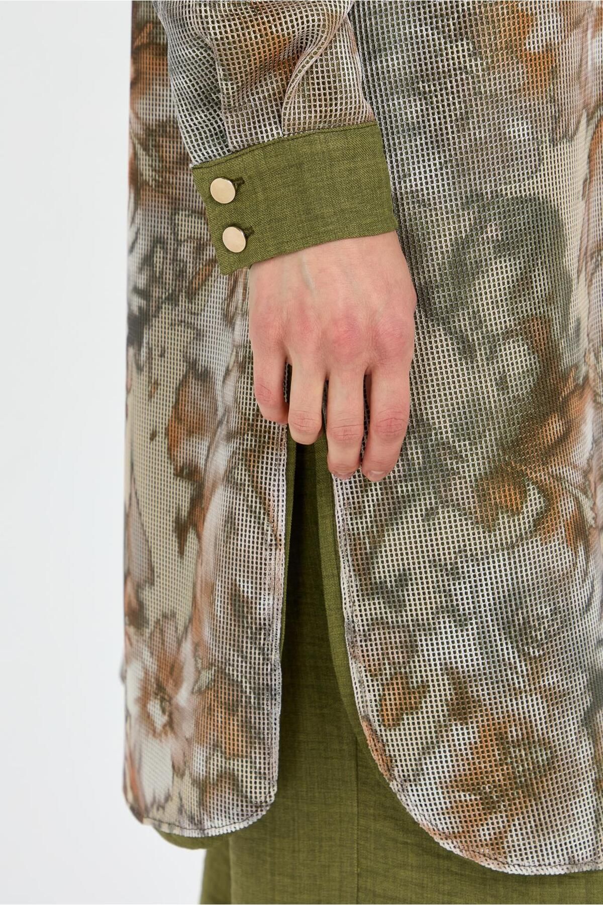 Esswaap-Khaki Color Patterned Mesh Fabric Tunic and Trousers Set 4