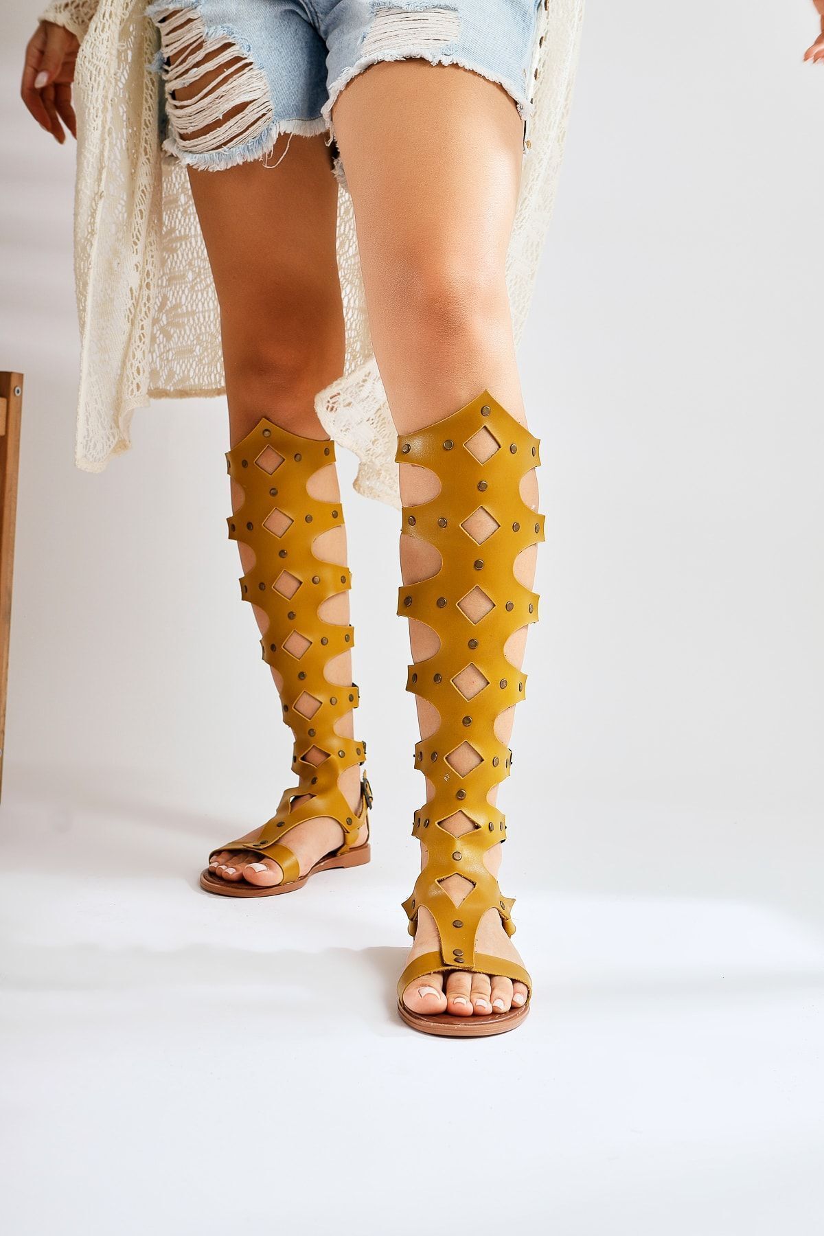Limoya Haixia Genuine Leather Mustard Gladiator Sandals Trendyol