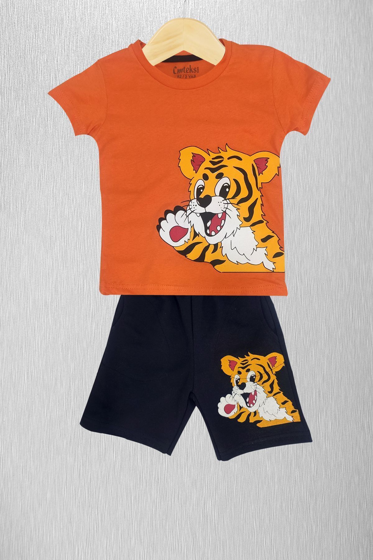 Bottom Top Set with Side Bear Shorts between 4 years/13 years