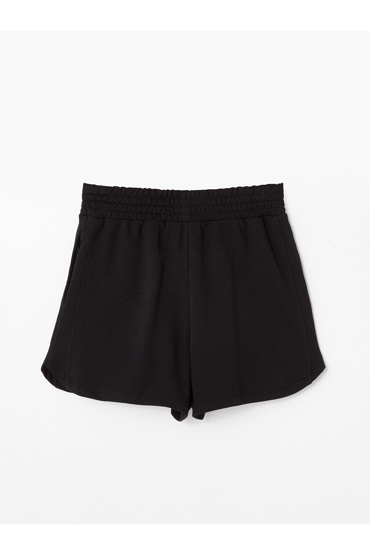 LC Waikiki-Pantaloni scurți drepti pentru damă - cu talie elastică 1