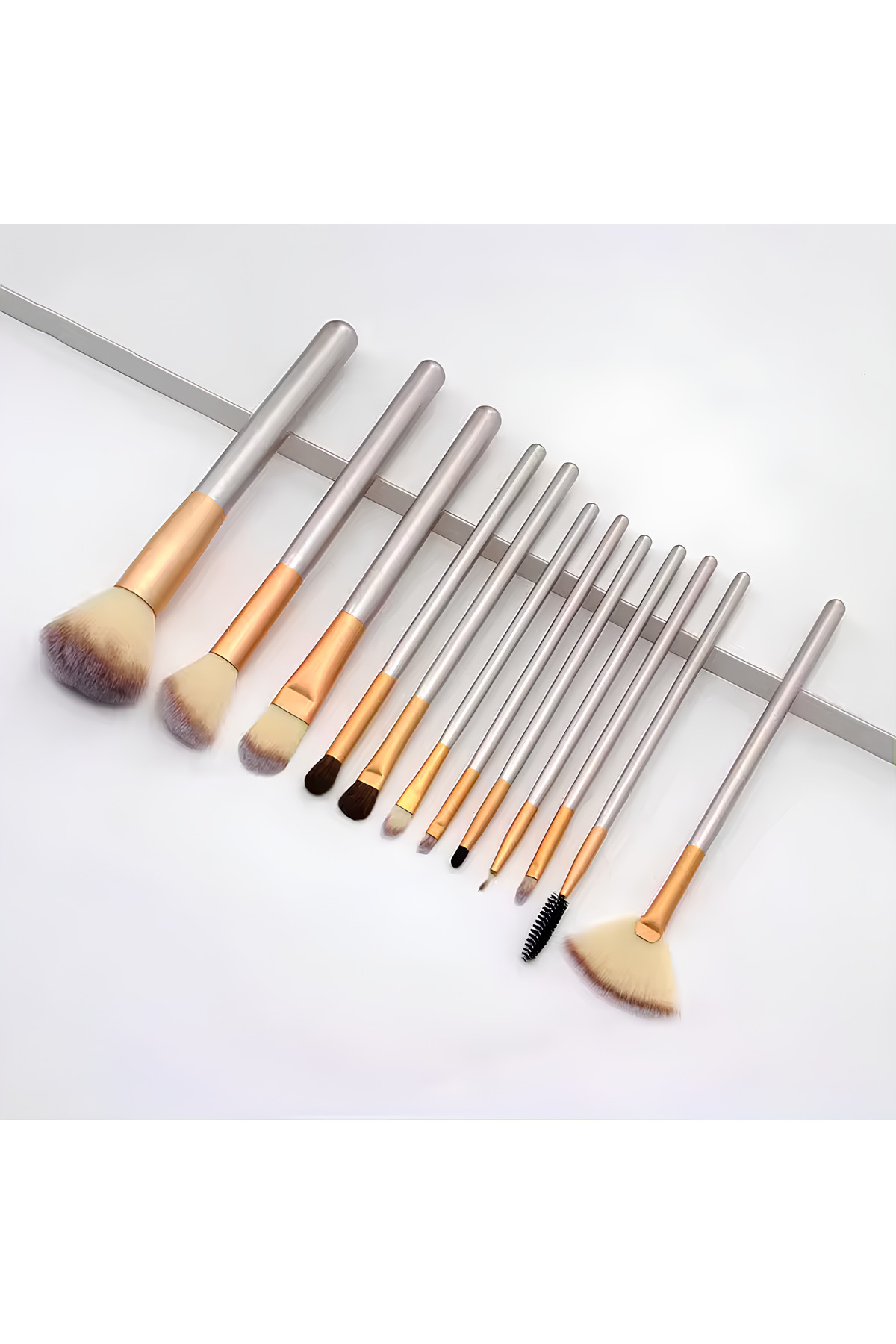 Professional Makeup Brush Champagne Serisi 12'li Makyaj Fırça Seti — SETCHAMP