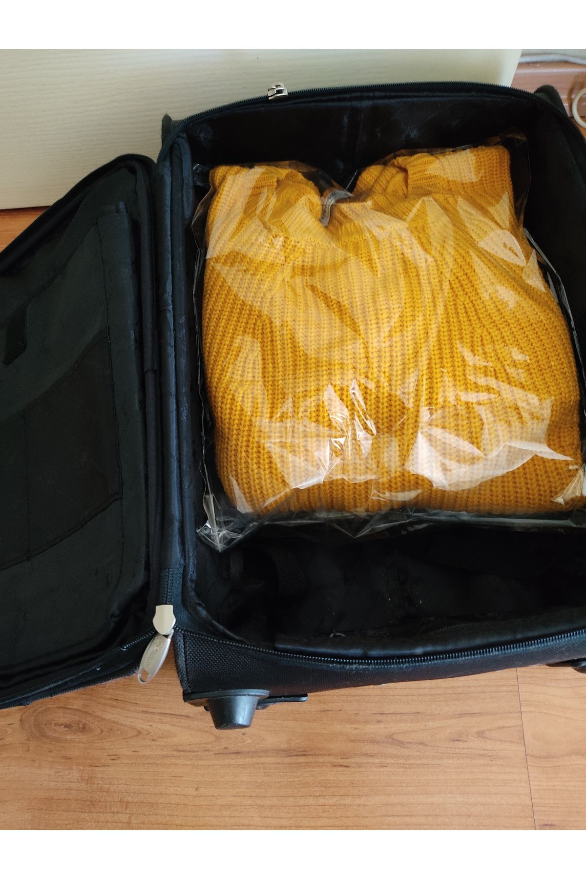 Şeffaf Yapışkanlı Poşet, Jelatin Poşet, 35x50 Cm, Opp Muhafaza Poşeti, 50 Adet