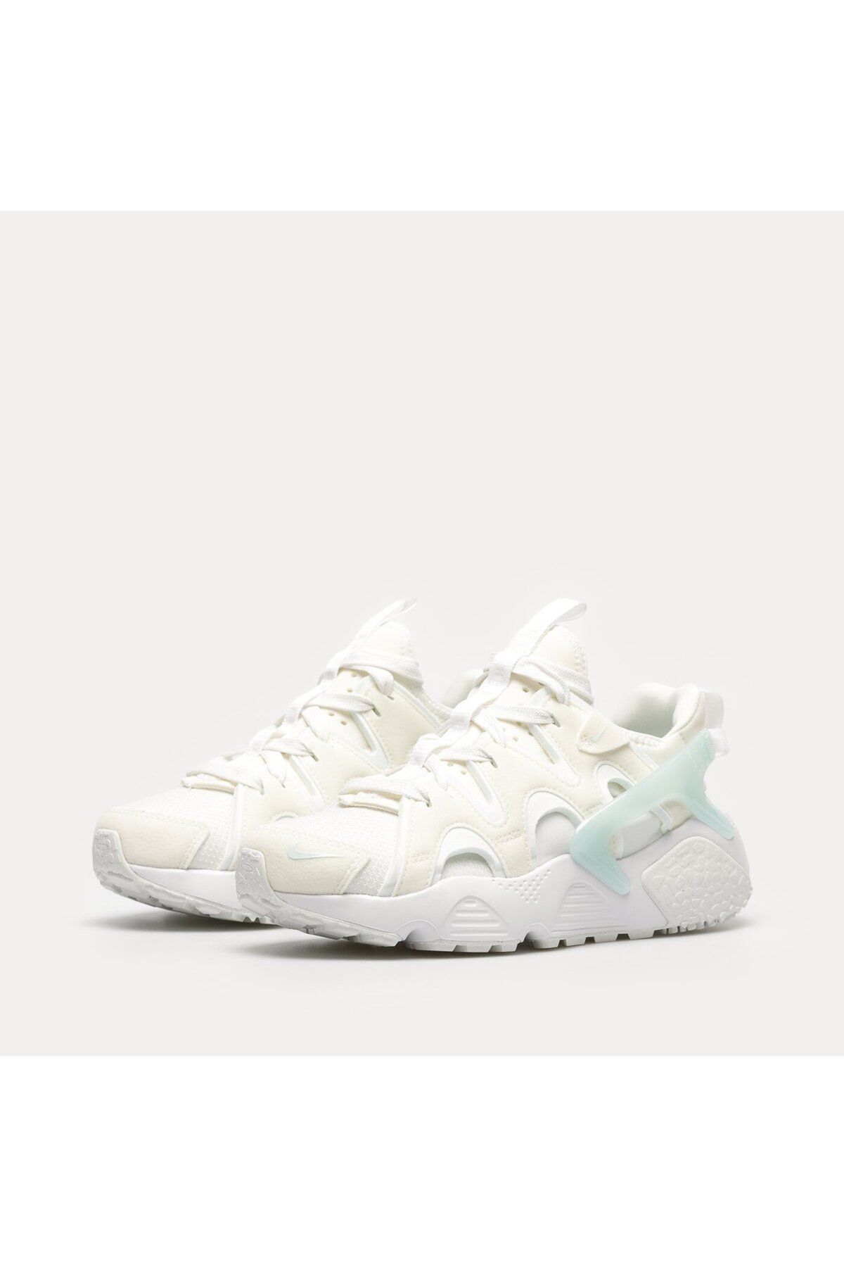 کفش های فضای باز سفید زنانه ورزشی Air Huaran Craft Nike