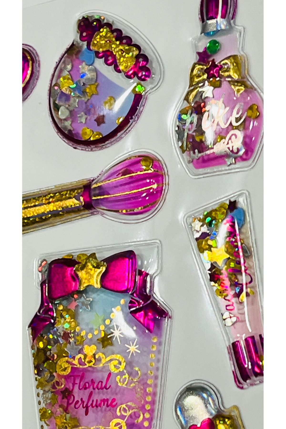 karinabest-Giraffe 3D Sticker - Three-Dimensional, Metallic Colors, Glitter Make-up Label 1 Pack 4