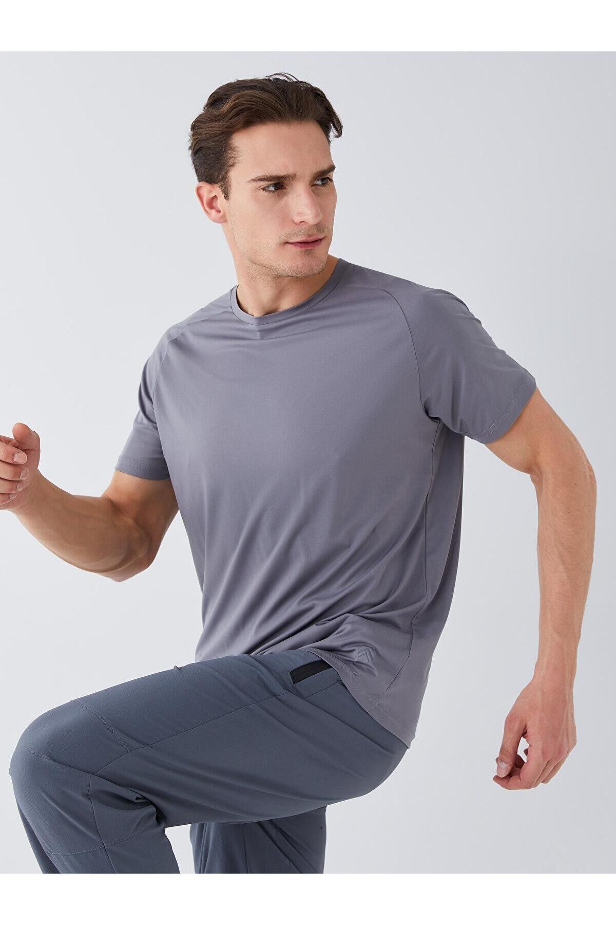 تیشرت مردانه خاکستری ال سی وایکیکی | TYBS37309Z8170412948 اورجینال - تصویر 2