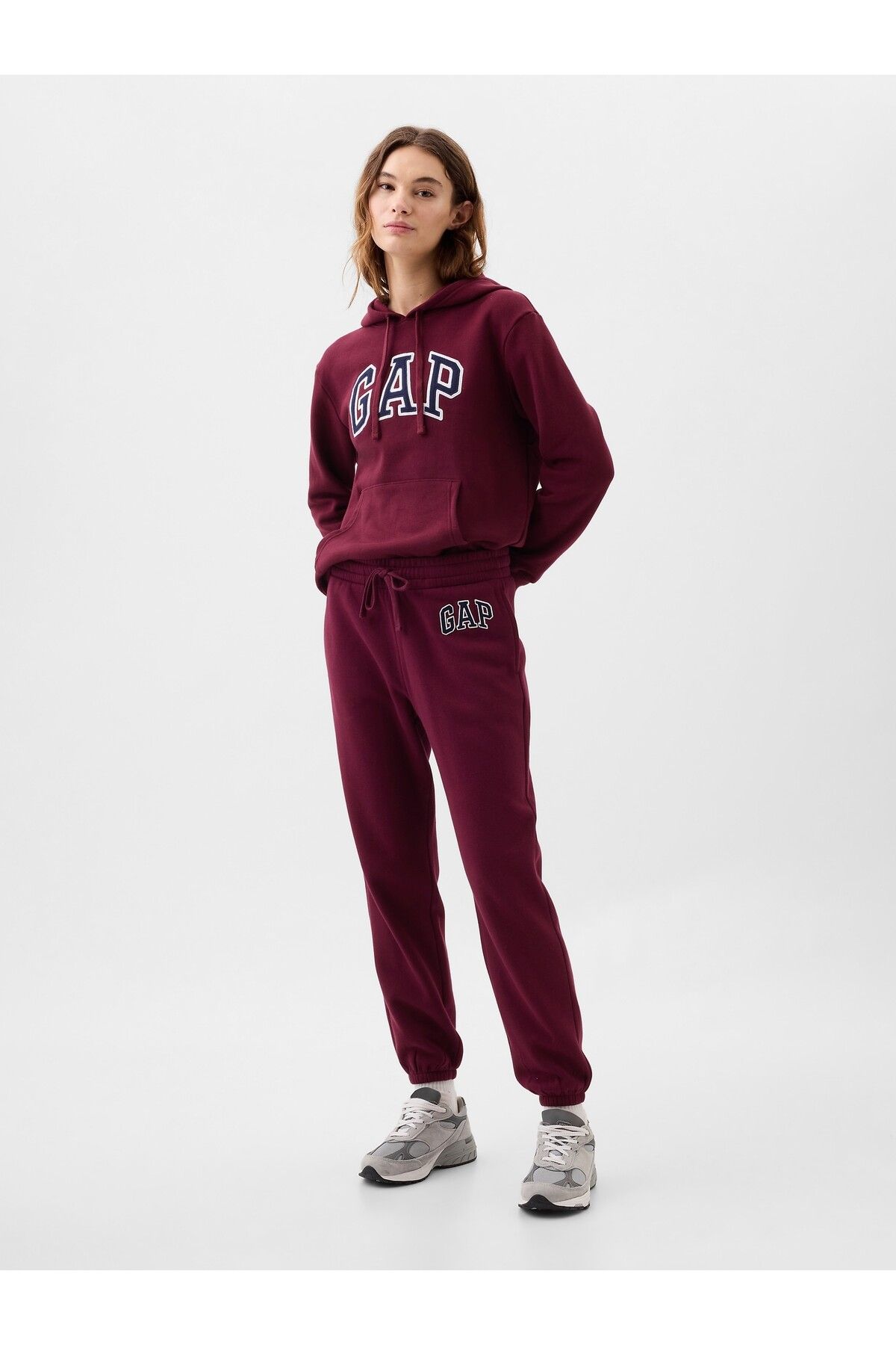 GAP Женские бордовые красные спортивные штаны Gap Logo Jogger из флиса 463492