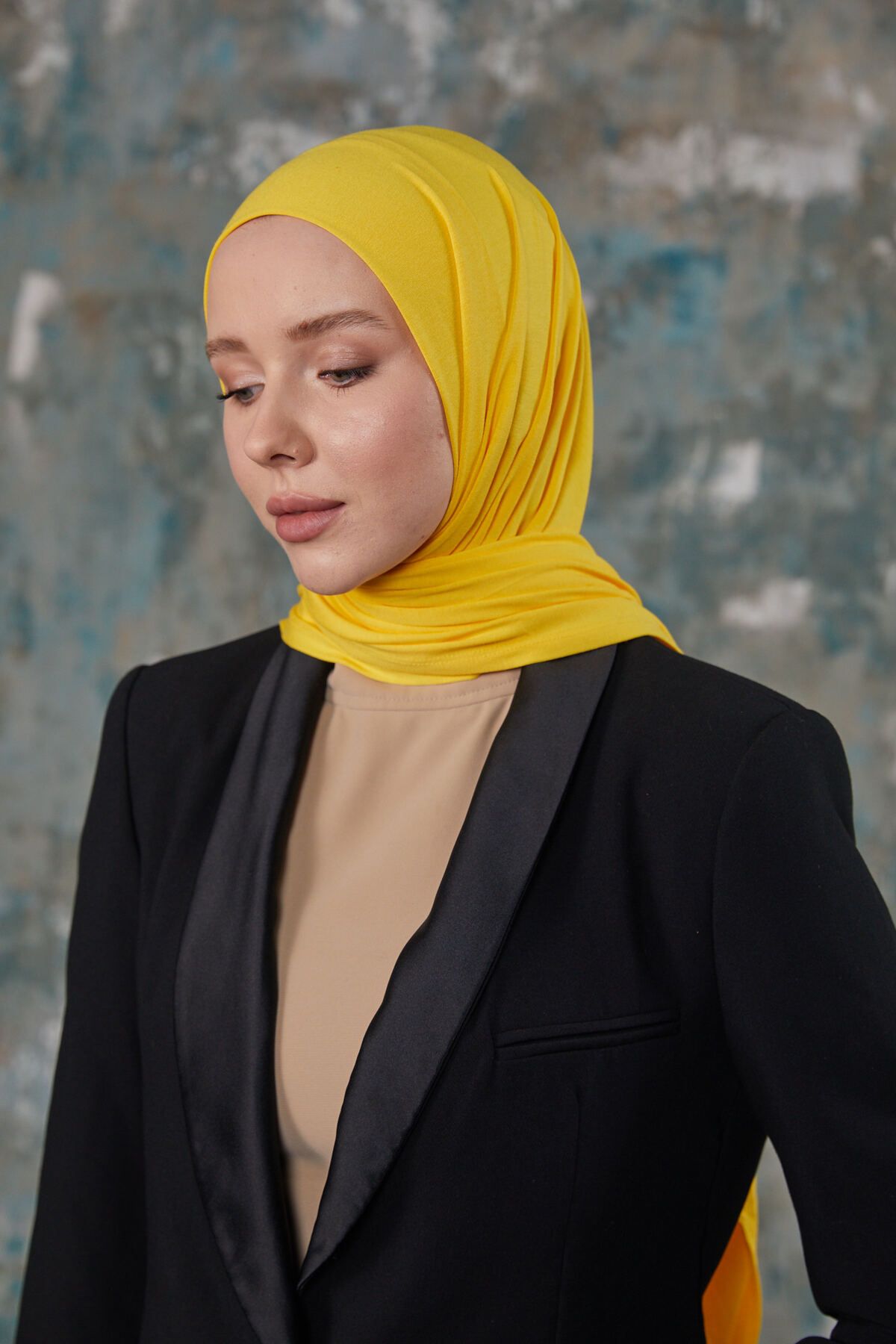 Differenza-Yellow Combed Shawl 6